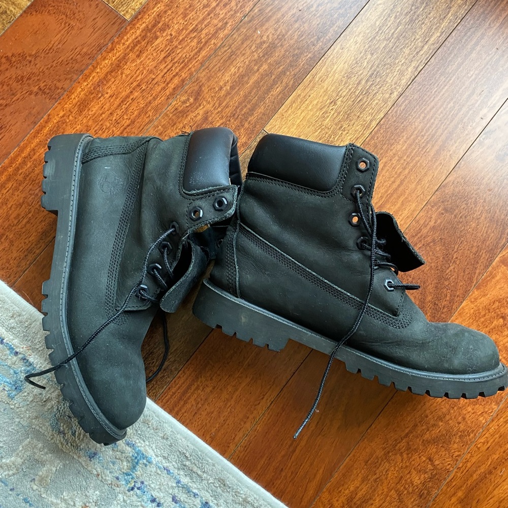 Timberland Boots Men's 7M/Women's 9